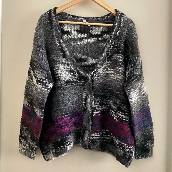 ELIZABETH AND JAMES Gray Space Dye Wool Knit Oversized Cardigan - Picture 2 of 8